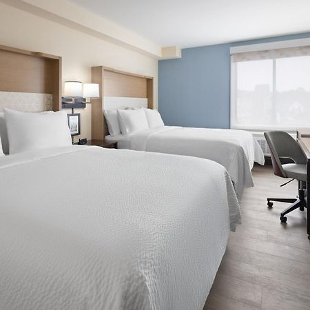 Holiday Inn & Suites Richmond West End, An Ihg Hotel เฮนริโค ภายนอก รูปภาพ