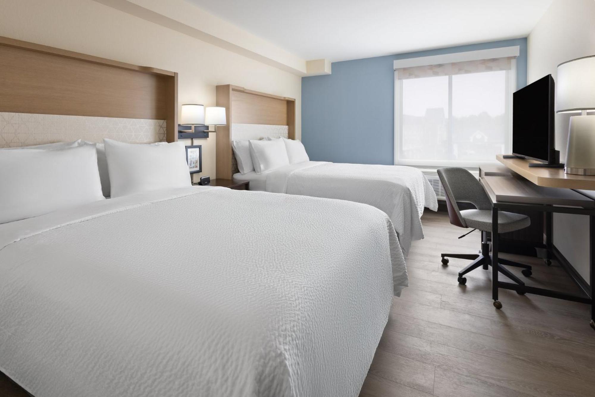Holiday Inn & Suites Richmond West End, An Ihg Hotel เฮนริโค ภายนอก รูปภาพ